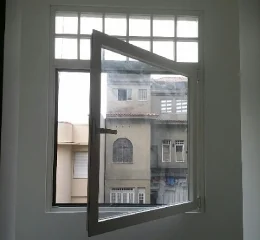 Janela Oscilo-Batente de Alumínio